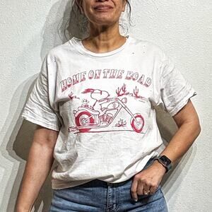 Junk Food White Snoopy Home On The Road Flea Market Destroy Tee Sz M